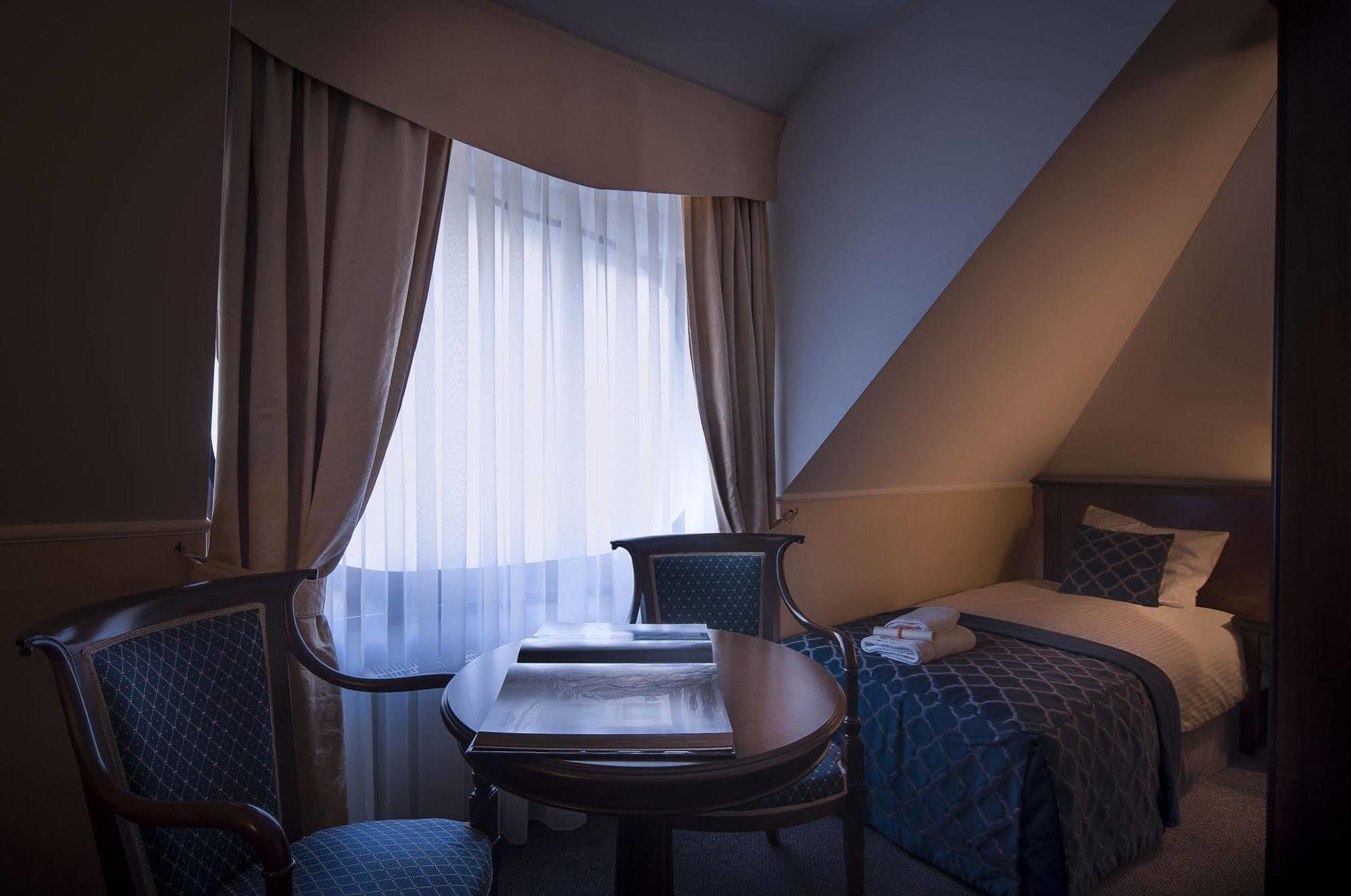 Grand Sal Hotel เวียลิชกา ภายนอก รูปภาพ